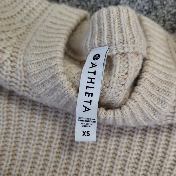 Athleta Sierra Wool Blend Oatmeal Cream Sweater Size XS - Picture 11 of 12